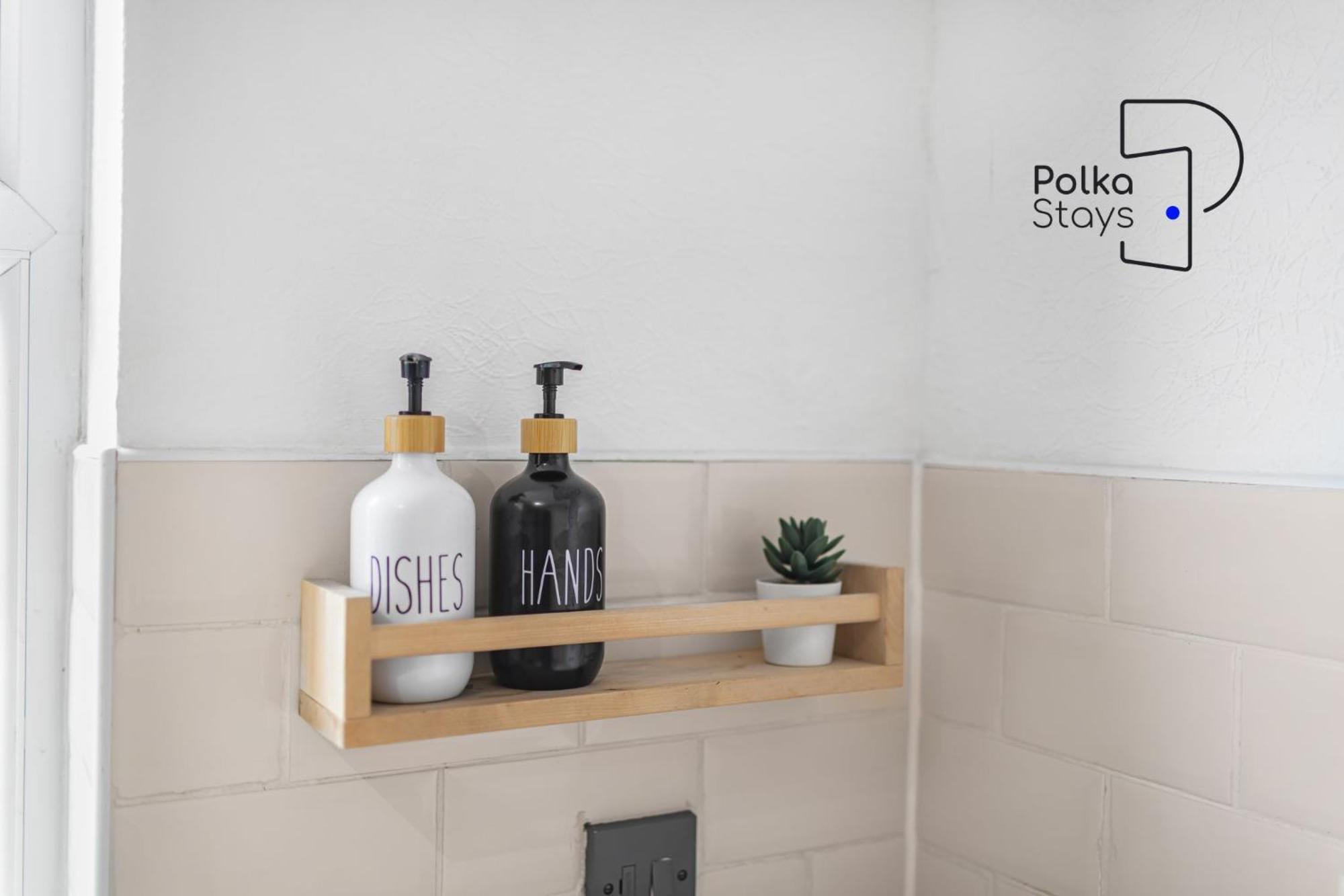 Polkadot Winter Gardens - Large Modern Apartments In Blackpool By Polkastays ภายนอก รูปภาพ
